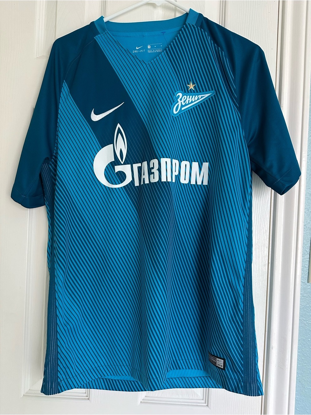 Zenit St Petersburg Nike 2016 Home Jersey Soccer Sportswear Medium Watob #17